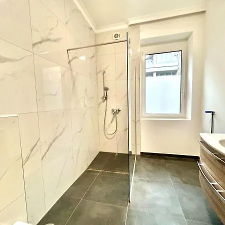 Honor - Nest Neu Renoviert Apartman Linz