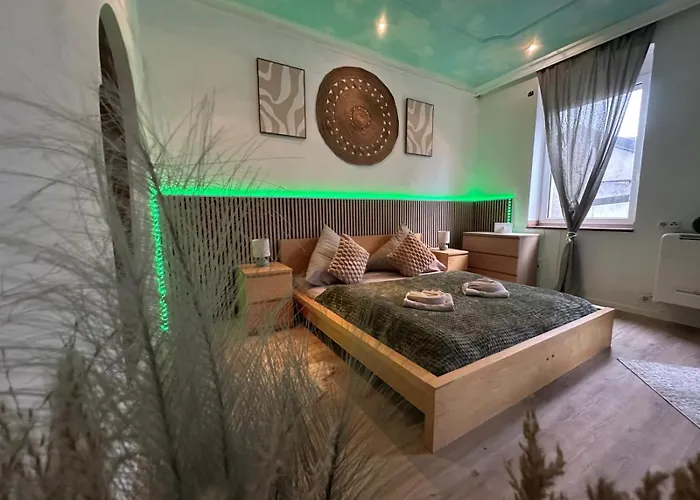 Honor - Nest Neu Renoviert Lägenhet *